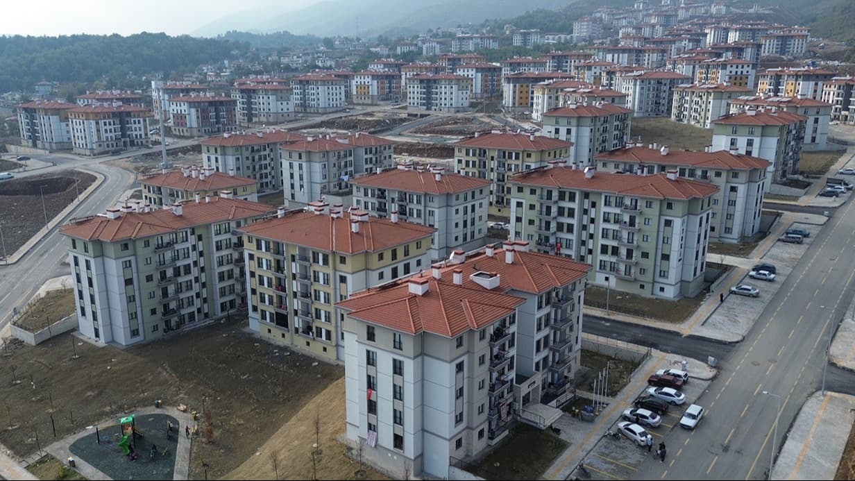 Kamu konutlarında kira: Metrekare başına 8,15 TL!