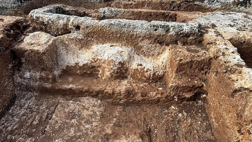 Perre Antik Kenti'nde 1800 yıllık boğa başı ortaya çıktı