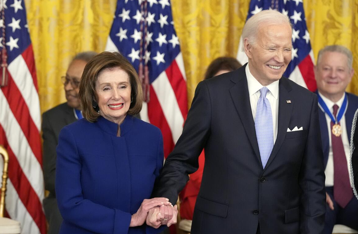 Nancy Pelosi ve Joe Biden