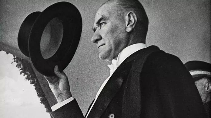 10 Kasım Atatürk'ü Anma Günü resimleri, şiirleri ve mesajları