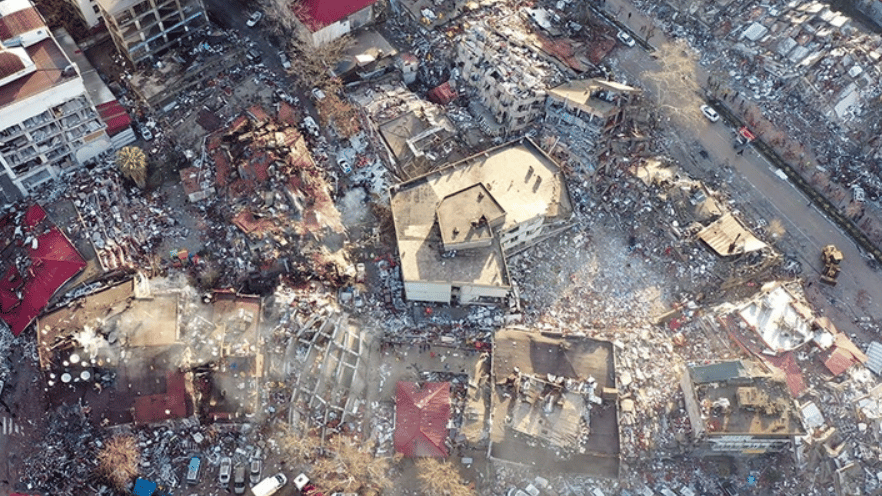 4 milyon kişi şehrini terk etti