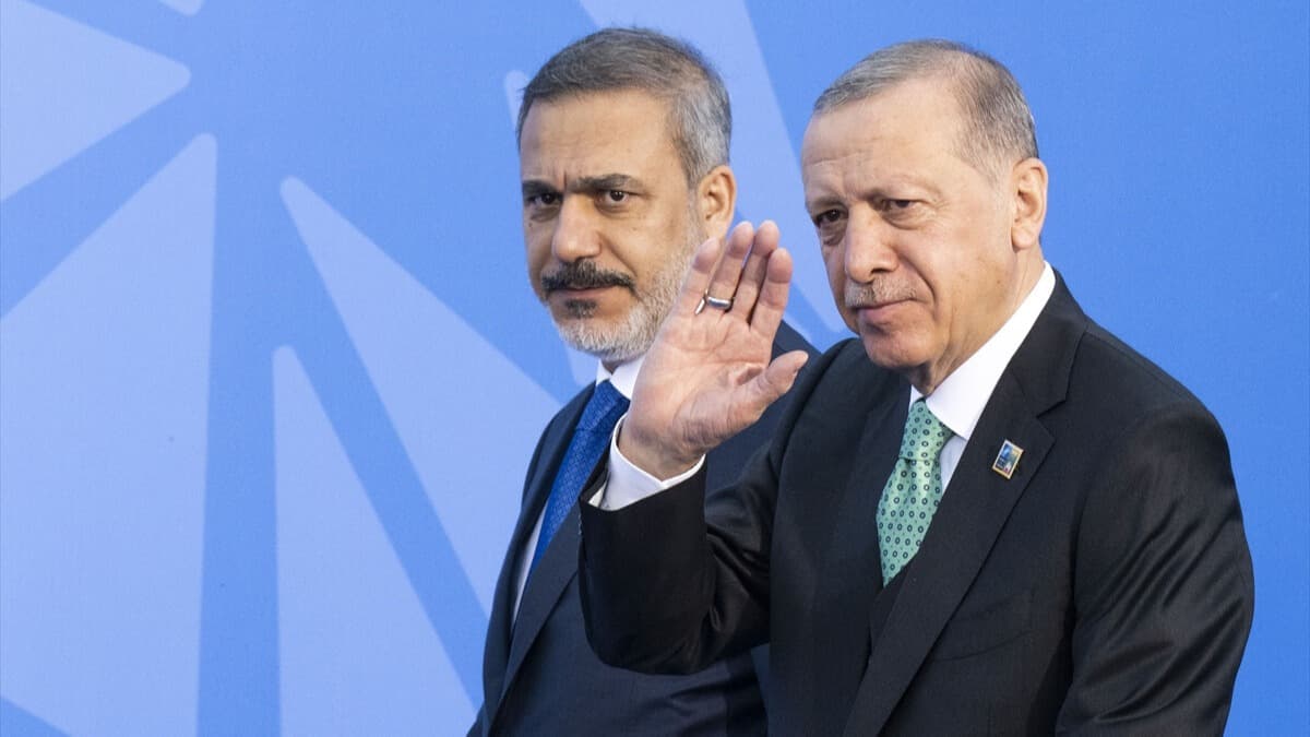 Middle East Eye: Türkiye'nin yeni Dışişleri Bakanı Fidan, yeni dünya düzenini nasıl şekillendirebilir?
