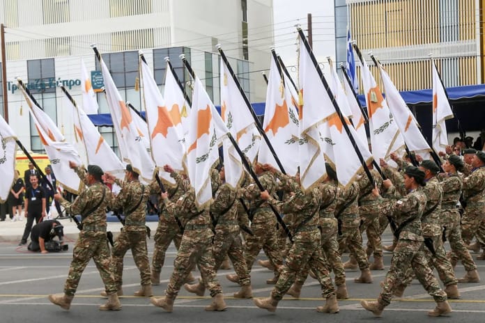 Güney Kıbrıs Rum Yönetimi (GKRY) silahlanma yarışında