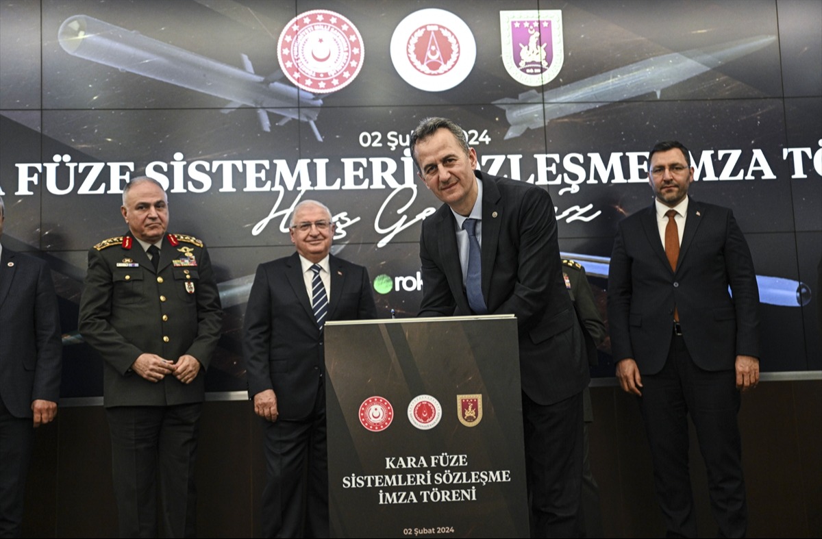 TAYFUN, SUNGUR, TRG-230 ve KARAOK füzeleri için seri üretim sözleşmeleri imzalandı