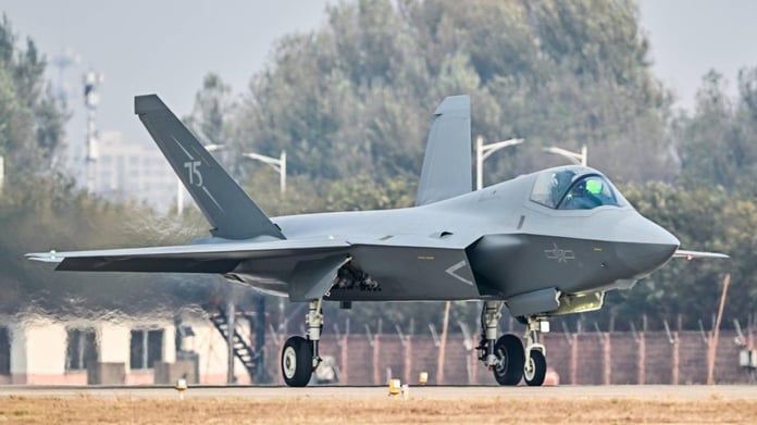 Çin’in 5. nesil stealth savaş uçağı J-35A resmen ortaya çıktı