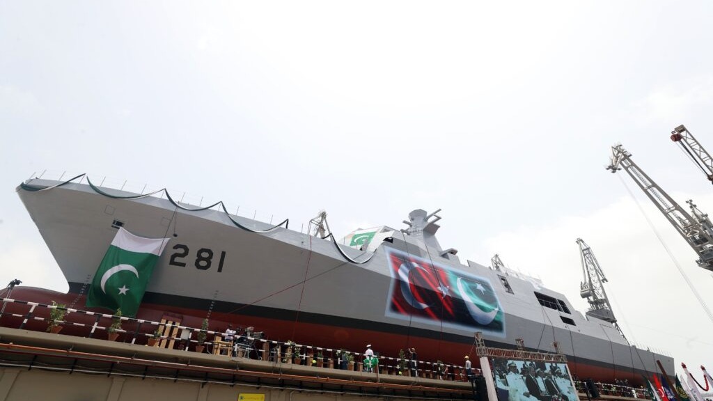 PNS Badr (F281)