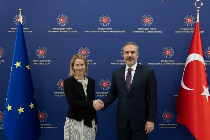 AB Türkiye'yi stratejik bir ortak olarak görüyor