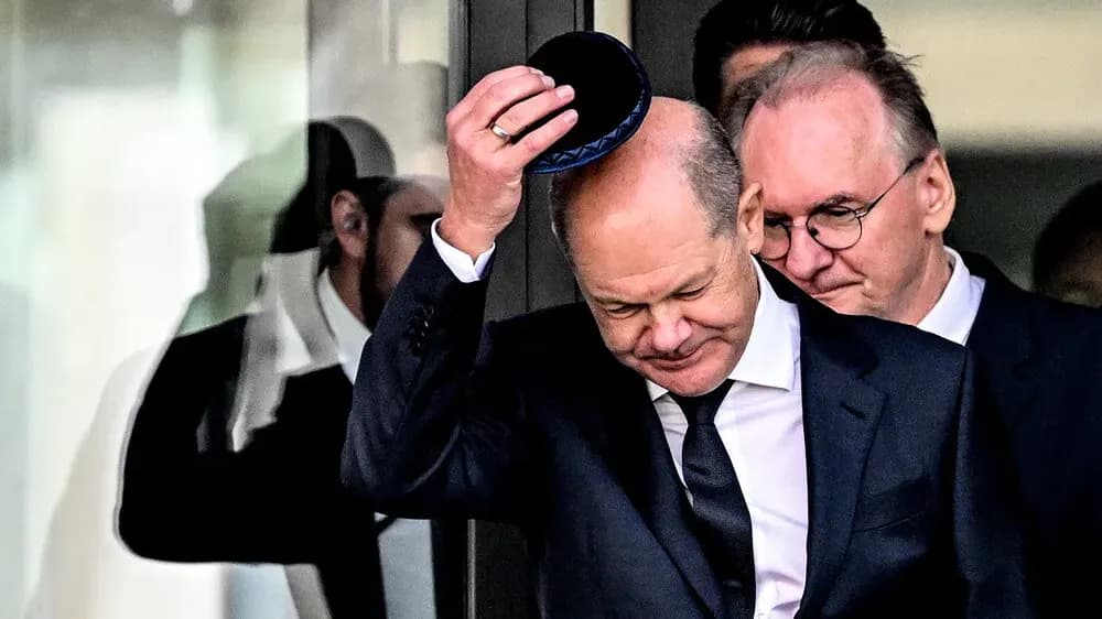 Almanya, İsrail'in Soykırım Desteği mi?