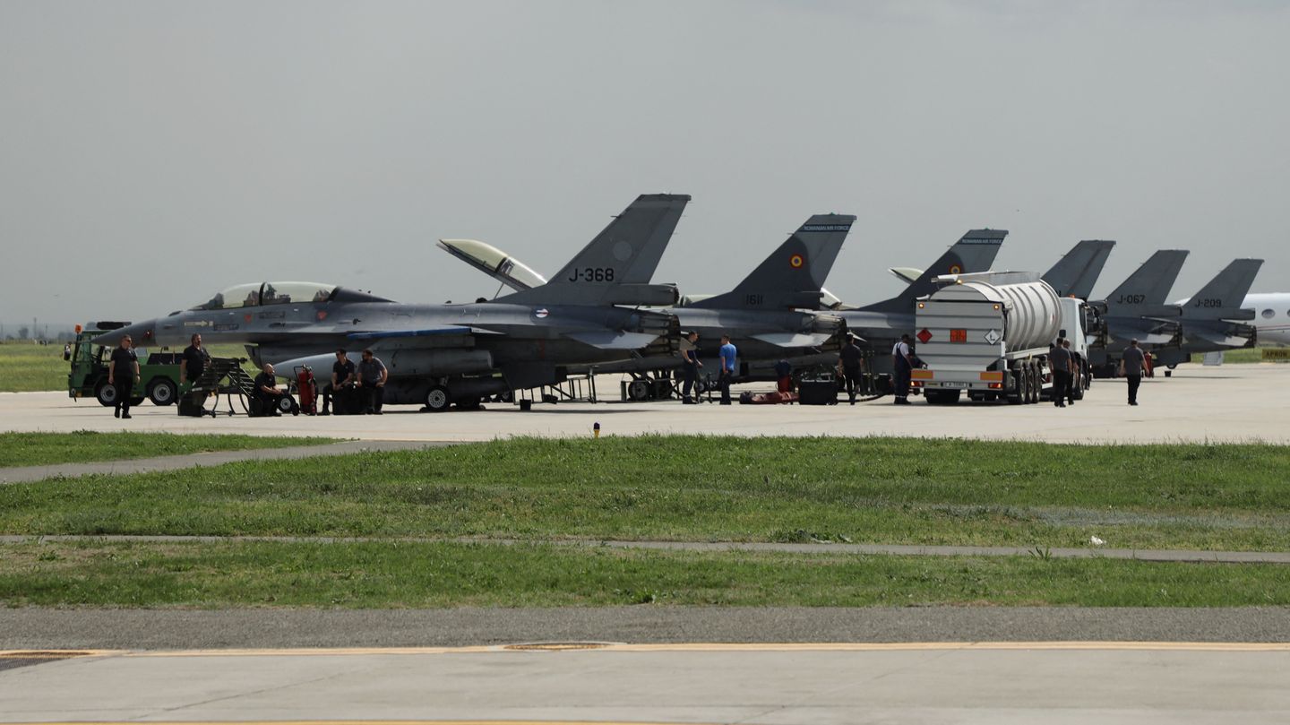 Hollanda, Ukrayna’ya göndereceği 24 adet F-16 için ihracat lisansını tamamladı