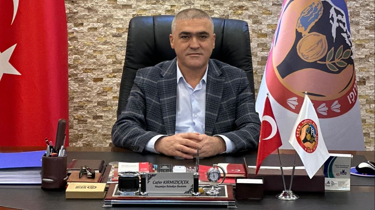 CHP'li Başkan Kırmızıçiçek Partisinden İstifalar