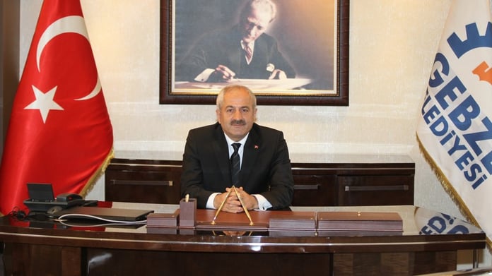 Zinnur Büyükgöz kimdir?