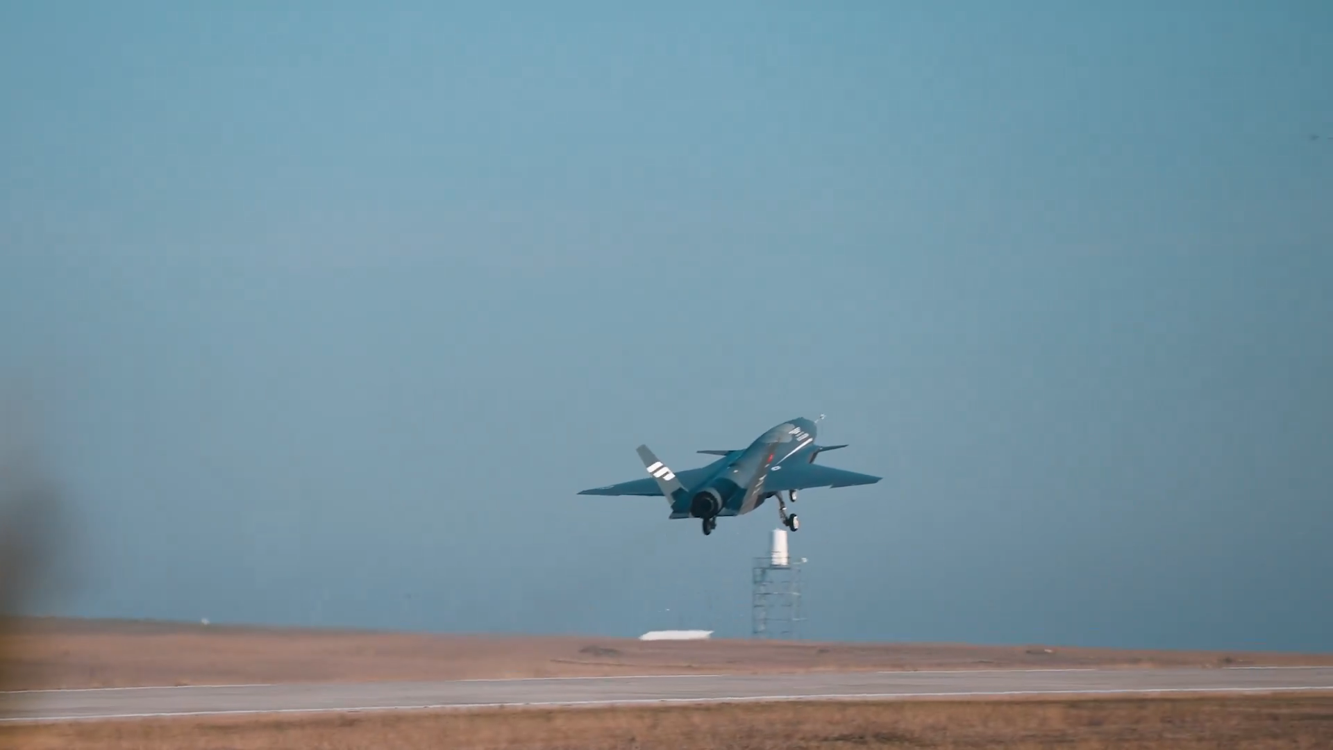 Bayraktar KIZILELMA'nın yeni prototipi bir test uçuşunu daha başarıyla tamamladı