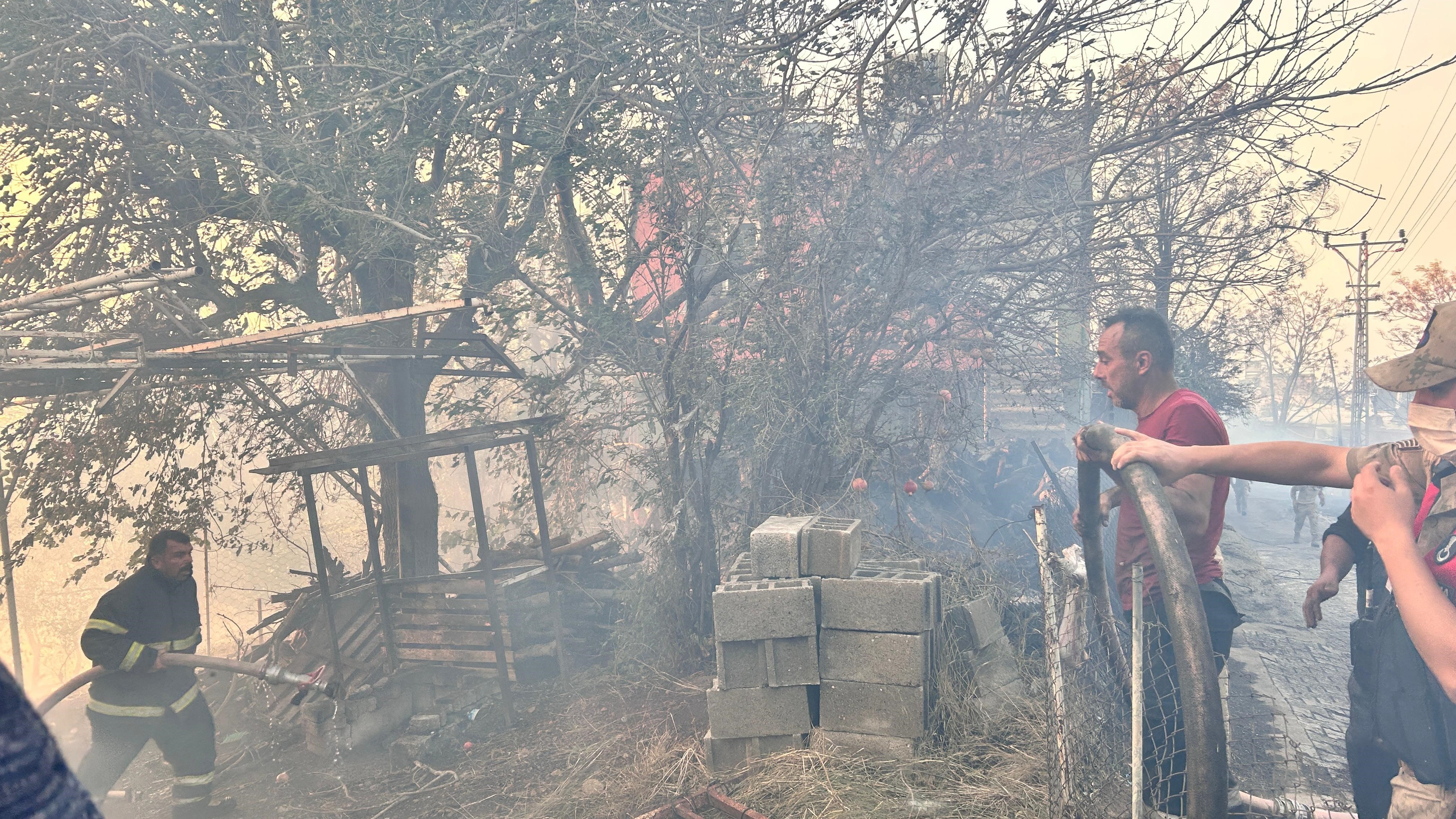 Hatay Arsuz yangın son dakika