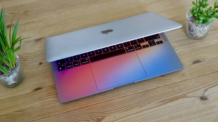 Apple'dan uygun fiyatlı MacBook geliyor
