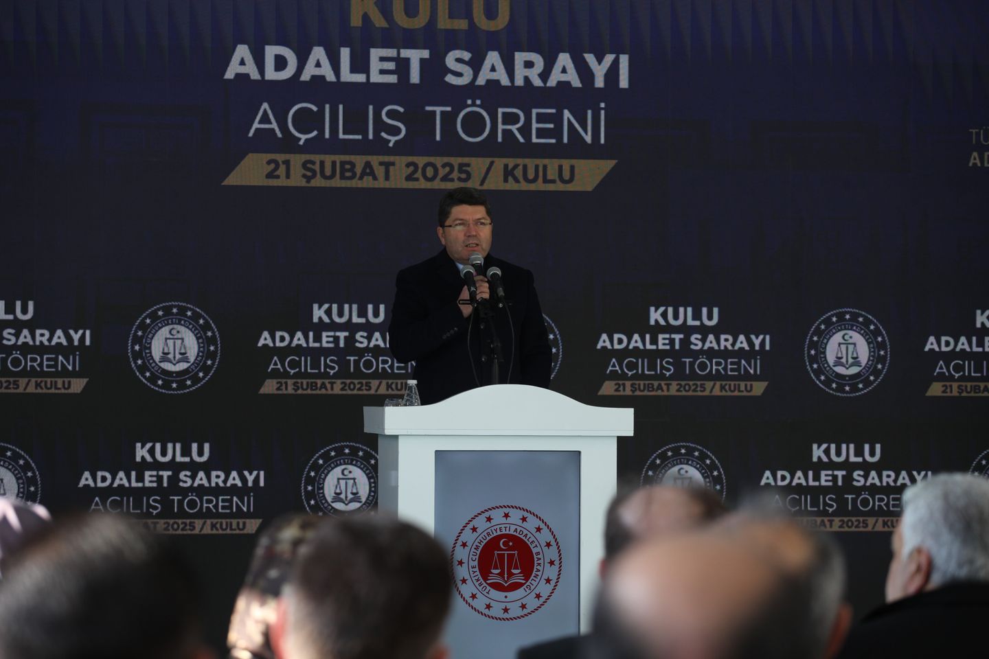 Bakan Tunç: 3 tane hakaret soruşturmasıyla hukuk güvenliği yok diyeceksiniz, buna müsaade etmeyiz