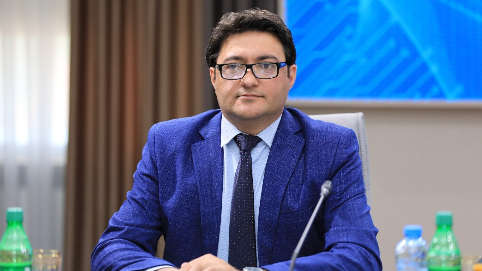 Azerbaycanlı siyaset bilimci Dr. Aziz Alibyli