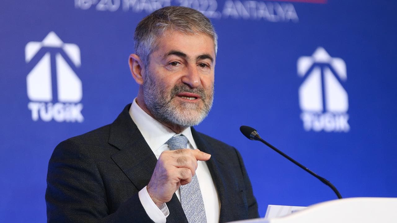 Bakan Nebati, ekonomi gündemine ilişkin soruları yanıtladı