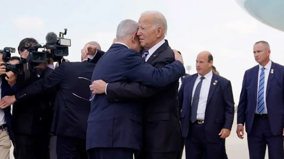 Biden'ın "Sarılma" Yönetimi: İki Uçlu Kılıç
