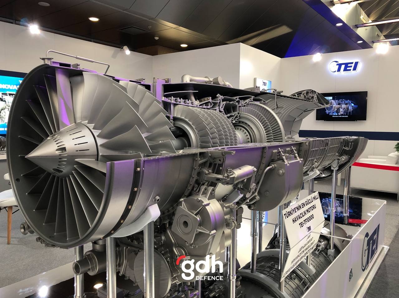 Türkiye'nin ilk milli turbofan uçak motoru TEI-TF6000 ilk kez ateşlendi