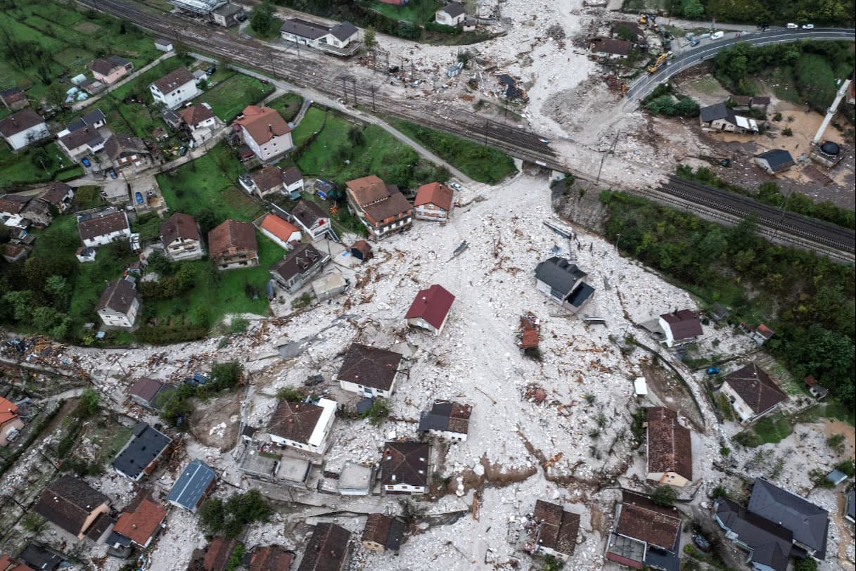 Bosna Hersek'te sel felaketi can kaybı 21'e yükseldi