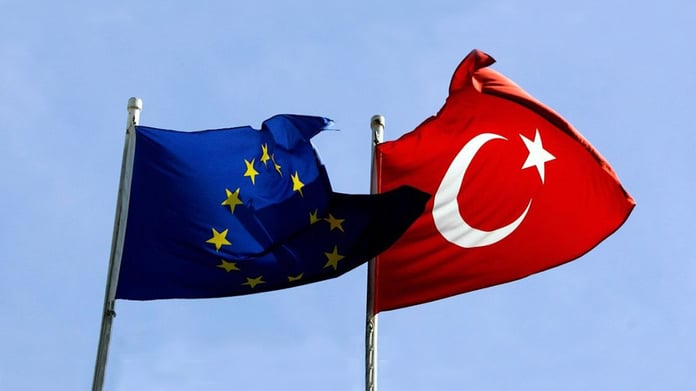Euractiv: Yunanistan, AB Zirvesi'nde Türkiye'ye olumlu mesajlar verilmesini istiyor