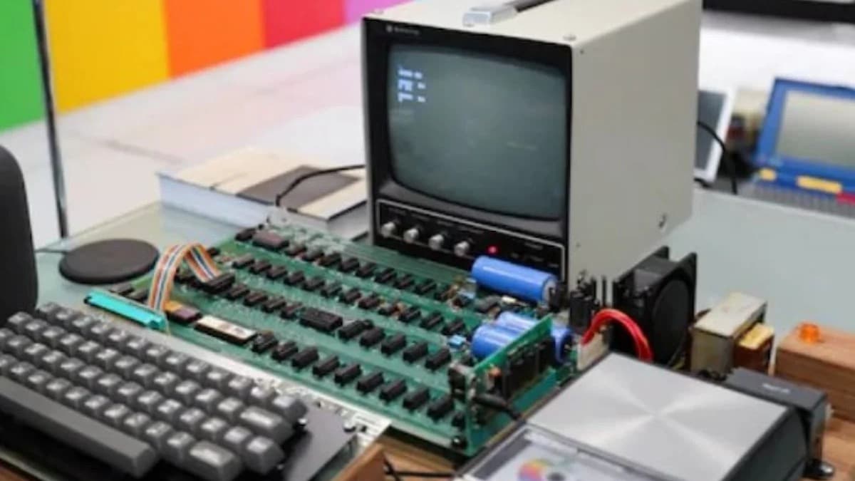Vintage Apple Bilgisayarı Açık Artırmada