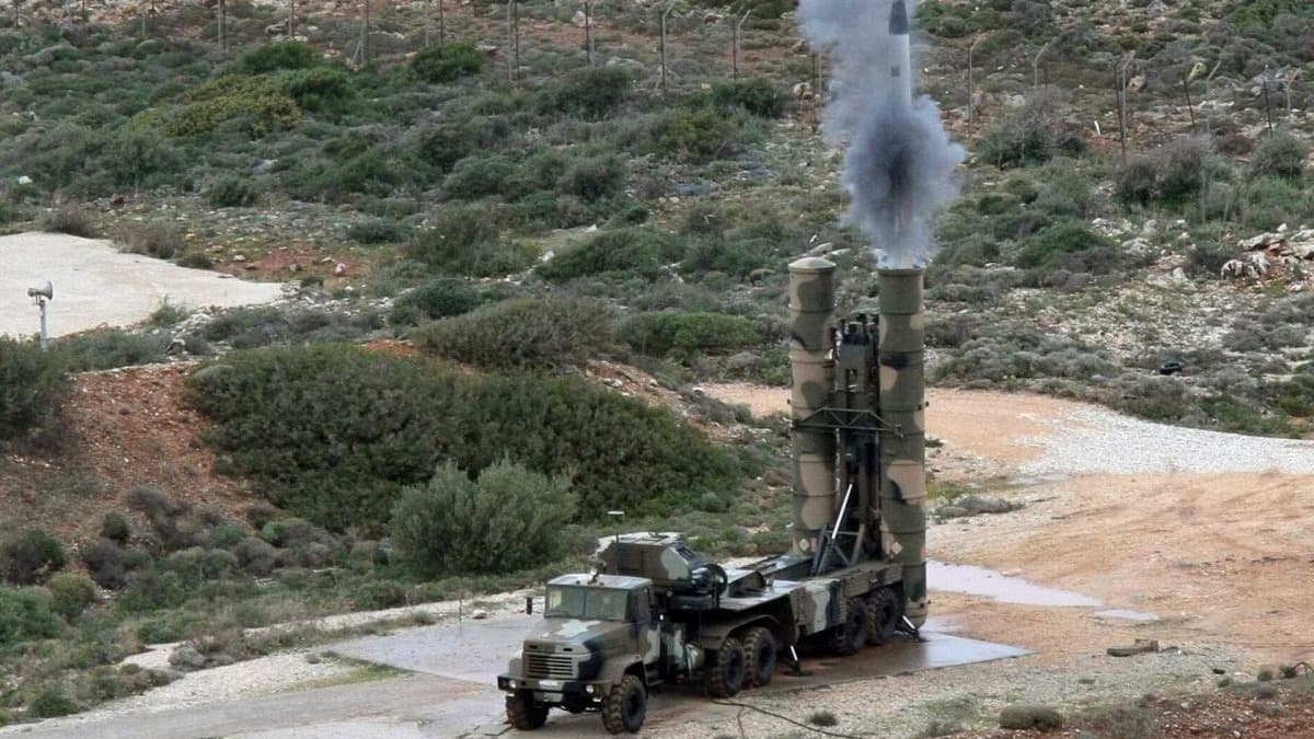 Yunanistan, S-300 ve Tor-M1'i Ermenistan'a verecek