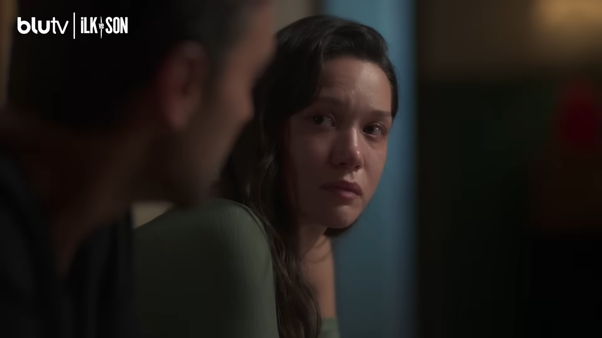 İlk ve Son hangi platformda?