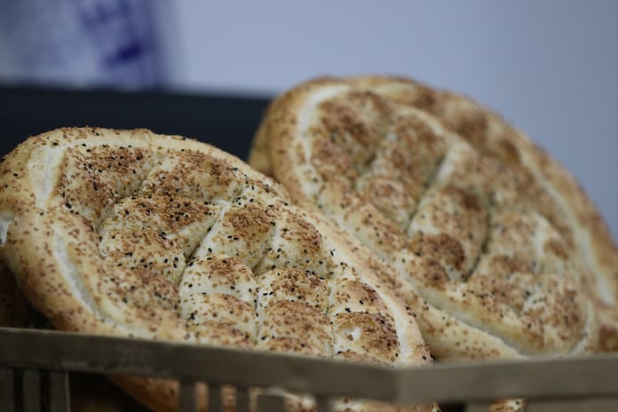 Ankara ve İstanbul'da Ramazan pidesi 20 liradan satılacak