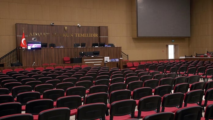 Kozmik oda kumpas davasında cezalara onama