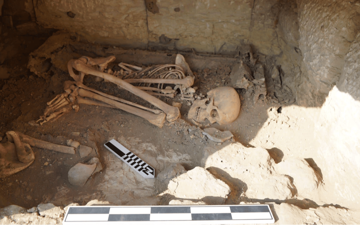 Saqqara’da yeni bir kaya mezarı keşfedildi