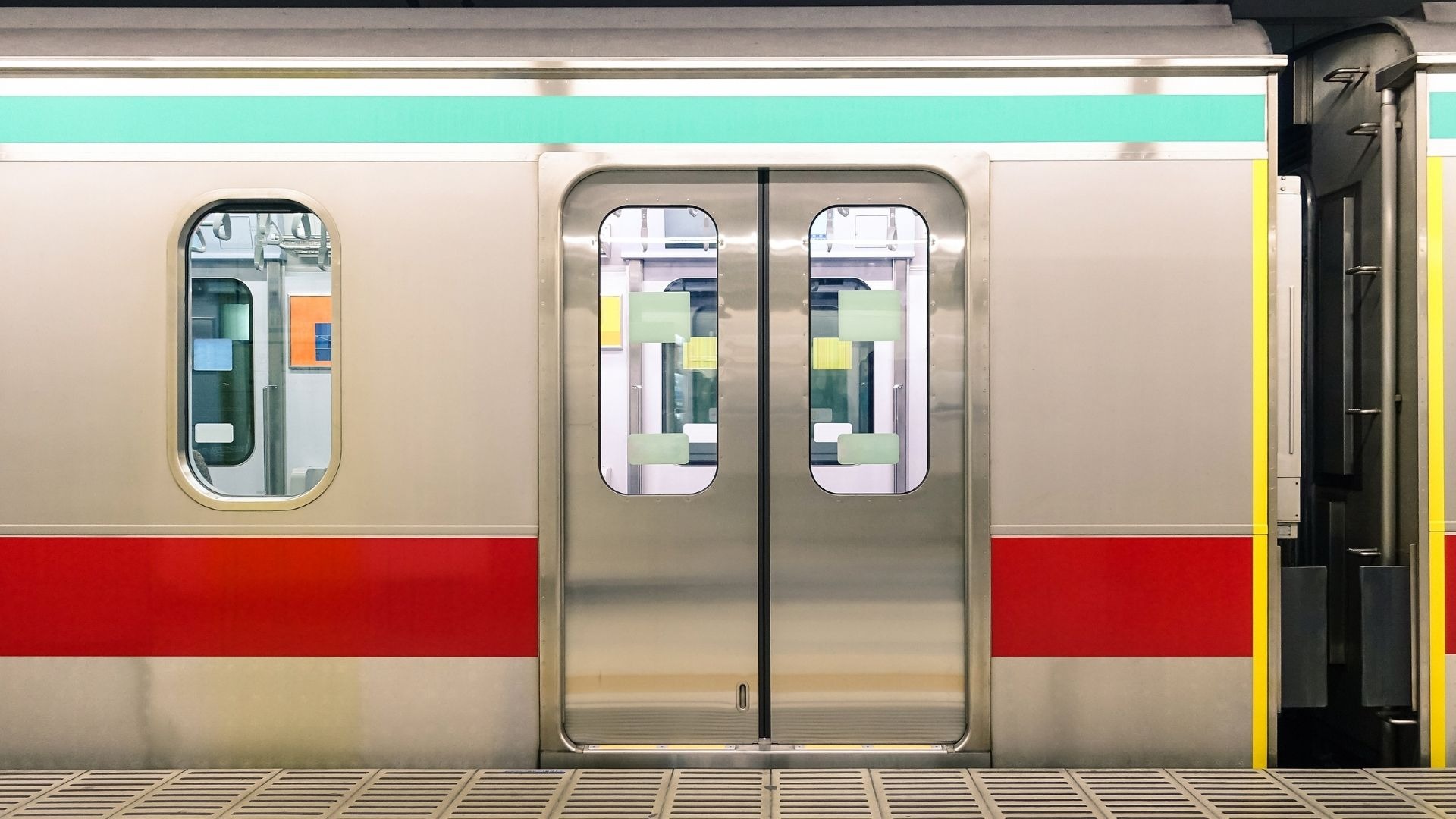 İstanbul metro saatleri