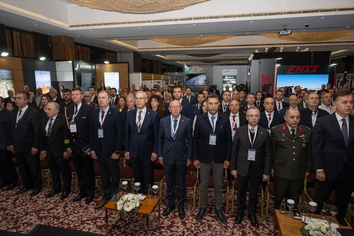 3. Askeri Lojistik ve Destek Zirvesi Ankara'da başladı