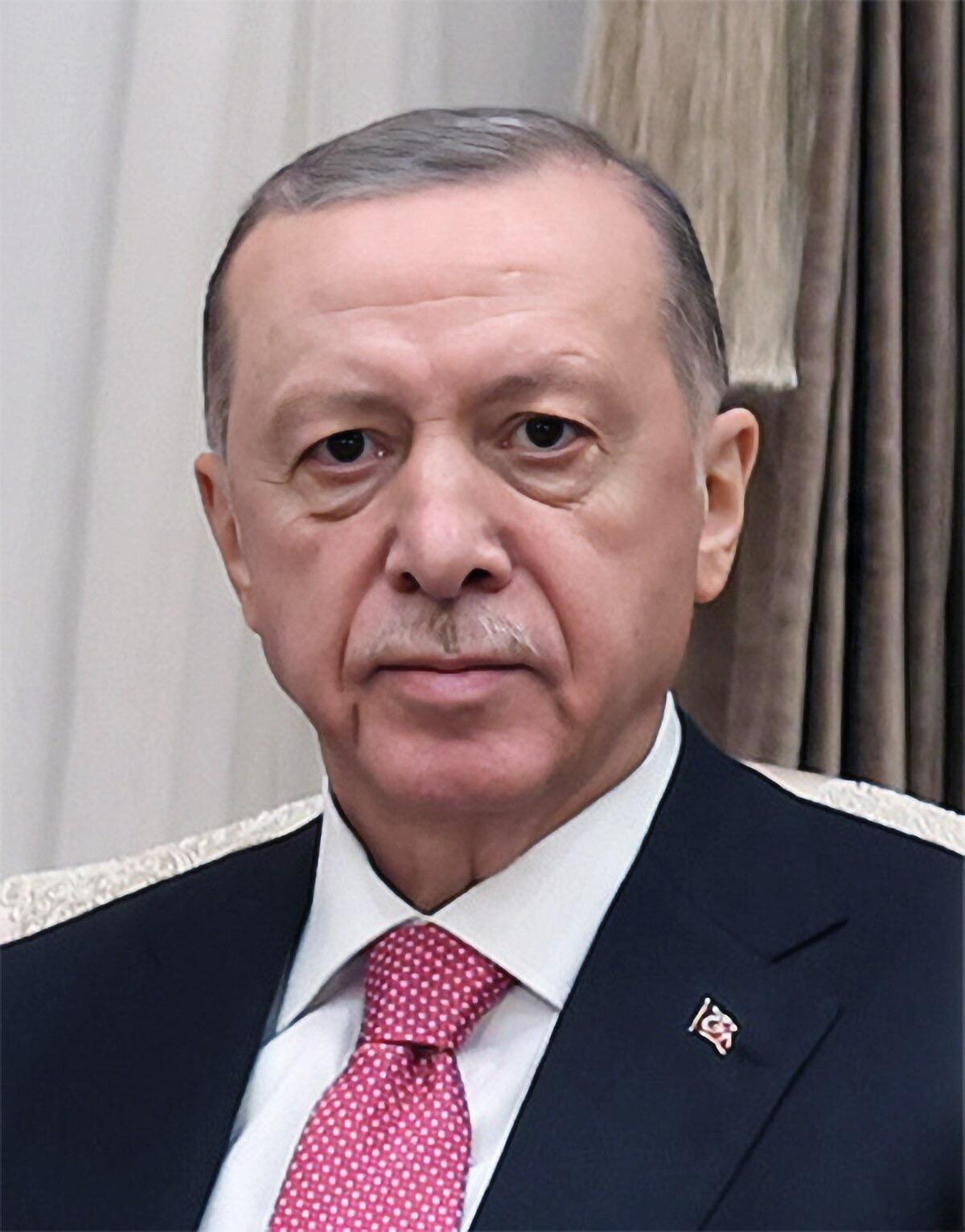 Erdoğan: “50 artı 1 şartının değişmesi isabetli olur”