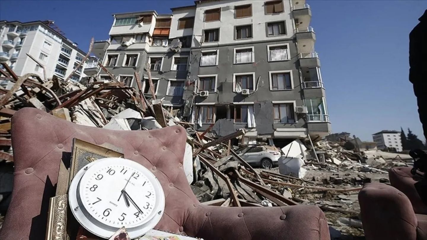 Depremzedeler Ersan Şen’e tepkili! Furkan Apartmanı davası ne oldu?