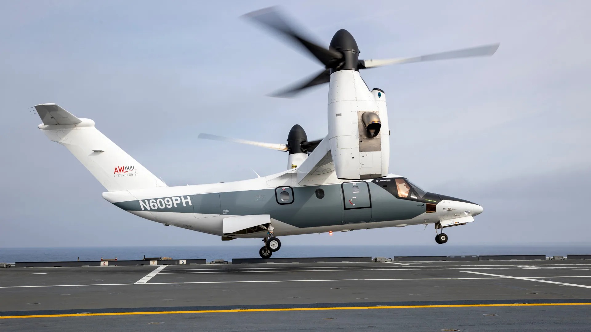 AW609