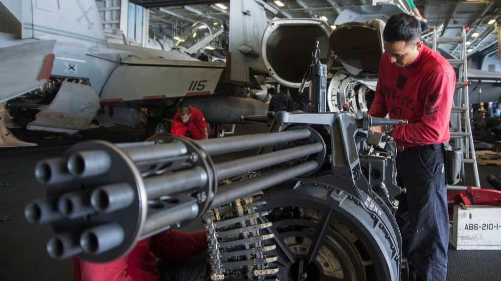 İsrail insansız hava araçlarına karşı M61 Vulcan sistemini inceliyor