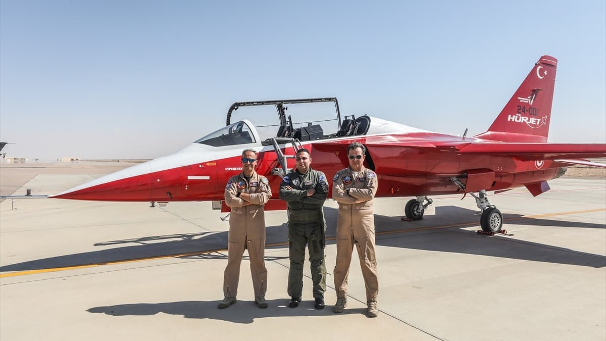 HÜRJET, Mısırlı F-16 pilotu ile havalandı