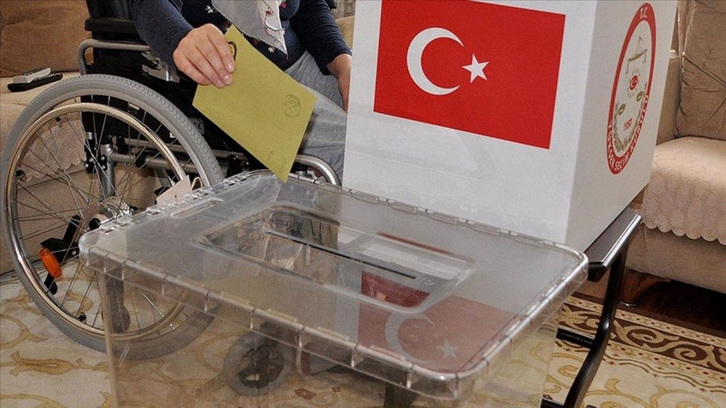 Seyyar sandıkta oy kullanabilmek için son başvuru bugün