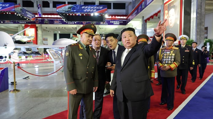 CBS News: Kuzey Kore, Rusya'ya silah göndermeye başladı