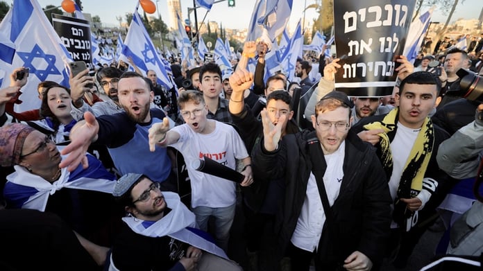 Avigdor Eskin: “İsrailliler ülkeyi Paris ve Tiflis gibi kaynama noktasına getirmediler”