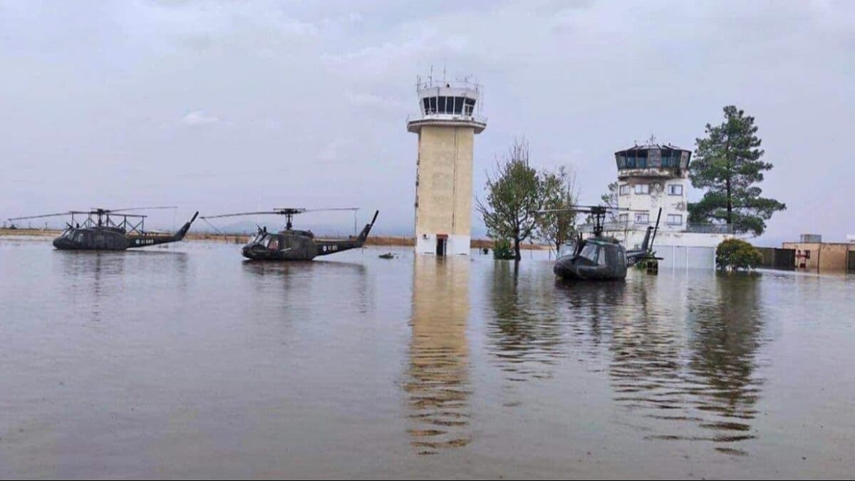 Yunan Ordusuna darbe: Sel, 30 Kiowa ve 6 Apache helikopterini batırdı