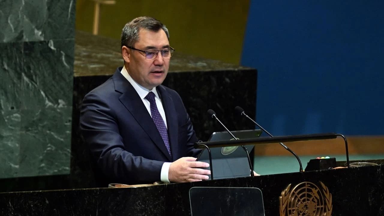 Caparov: "Dünyada silah harcamaları artarken, yoksul devletler zorlanıyor"