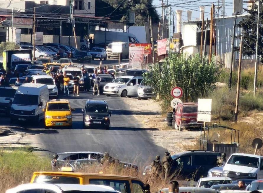 İsrail, Batı Şeria'da üç Filistinliyi vurdu