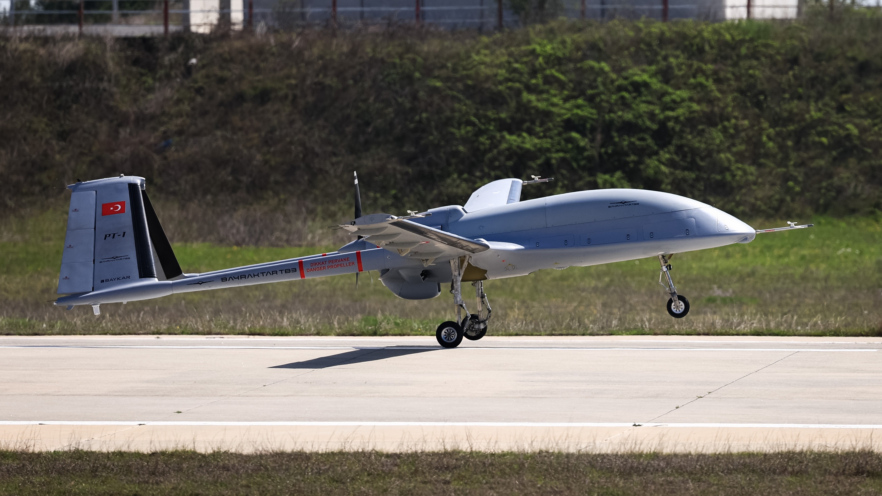 Bayraktar TB3 SİHA, 27 saat kesintisiz uçtu