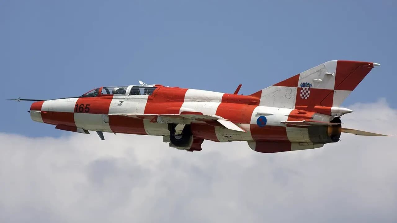 Hırvatistan, Avrupa'da aktif hizmette olan son MiG-21 savaş uçaklarını emekli etti