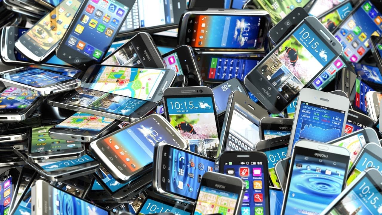 Kesintisiz bir yıl sinyal alınmayan cep telefonlarının bağlantısı kesilecek