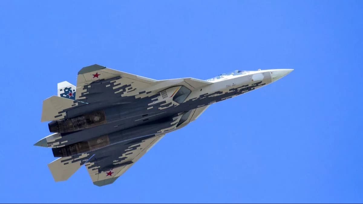 Rusya'ya yeni Su-57 ve Su-35S savaş uçakları teslim edildi