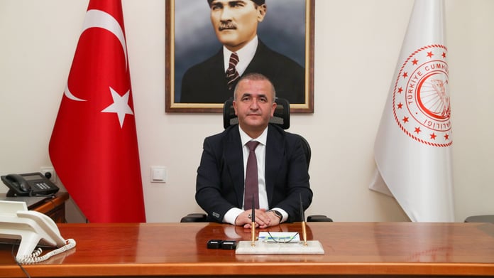 Elazığ Valisi Numan Hatipoğlu kimdir? Yeni Elazığ Valisi Numan Hatipoğlu hayatı ve özgeçmişi