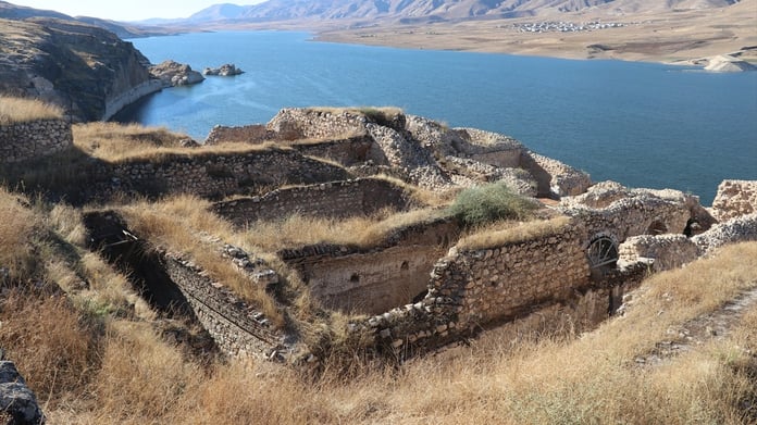 Hasankeyf'teki kazılarda 1600 yıllık Roma askeri yapısına ait kalıntılar buluntu